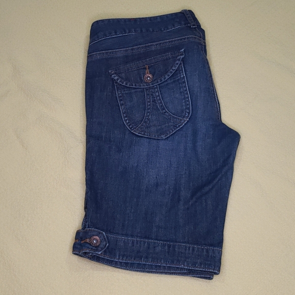 Guess jeans shorts - Picture 2 of 5